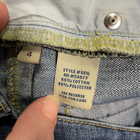 Cabi 881L Flare Jeans Size 4 - Picture 4 of 5